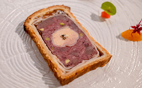 食への感謝と情熱が織りなすジビエ料理の世界