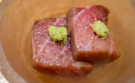 大人の渋谷として注目の「オクシブ」から頂点を目指す、独自の世界観で巧みに計算し尽くされた絶品コース